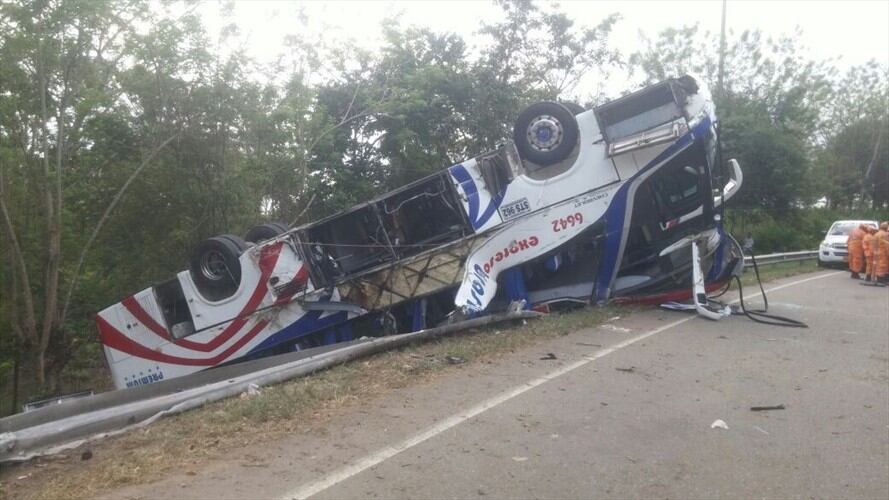 Grave accidente de tránsito deja cinco muertos y cerca de 16 heridos en Córdoba. Foto: Cortesía