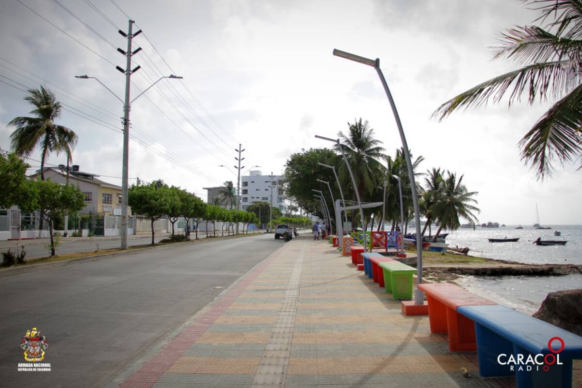 El Malecón de San Andrés es un buen lugar para poder ver el mar de siete colores.