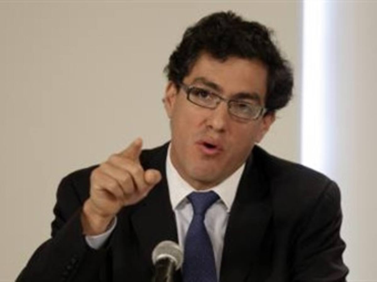 El primero de mayo el ICBF y el Sena se financiarán con nuevo impuesto Cree