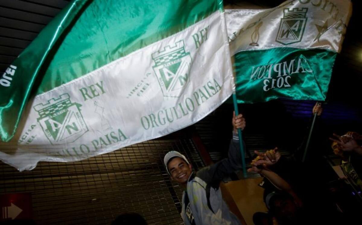 Hinchas de Nacional en Bogotá