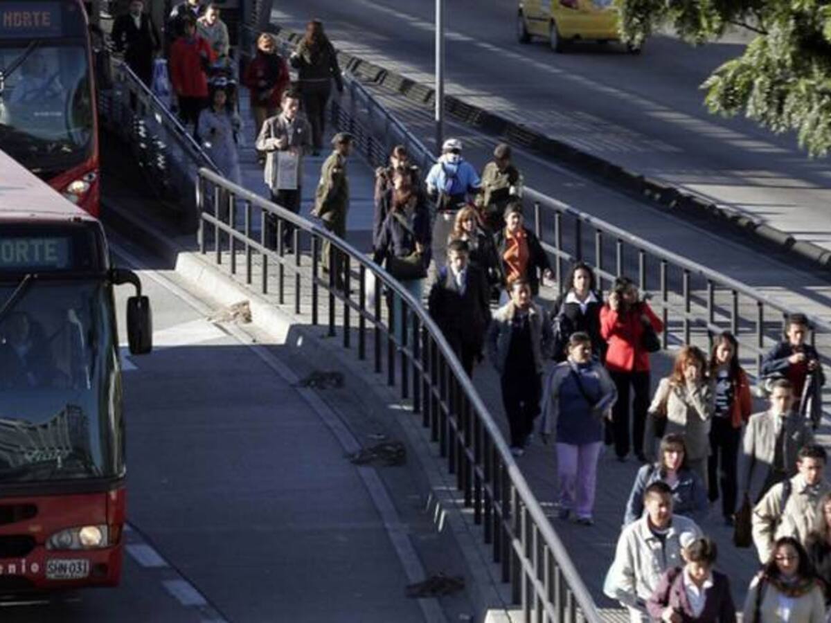 Conalvías dice que no es responsable del detrimento en la calle 26