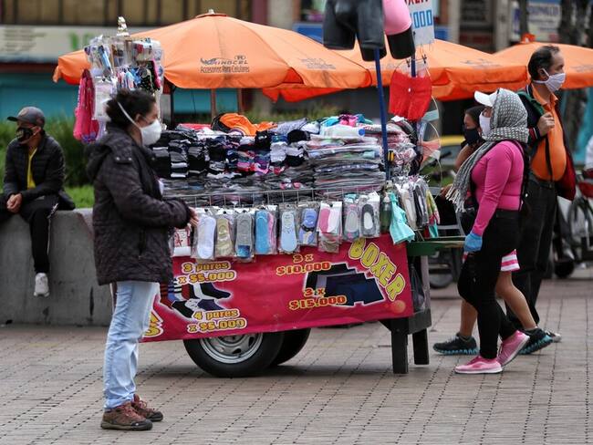 Imagen de referencia de vendedores ambulantes./ Foto: Colprensa.