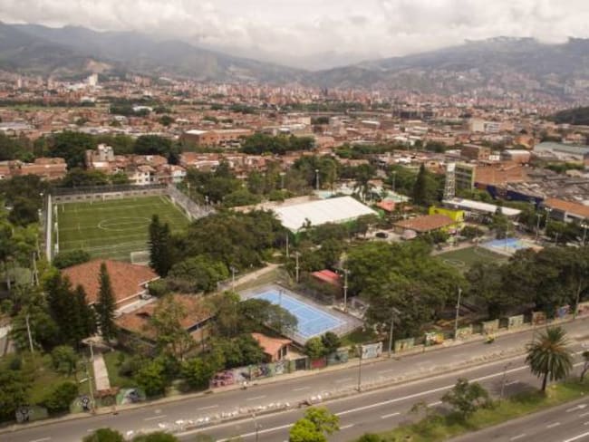 Visite este centro deportivo en Medellín y salga de la rutina
