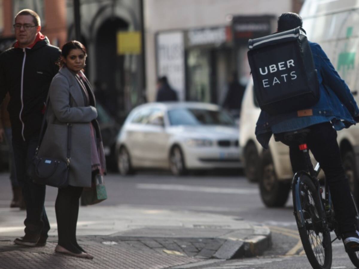 Uber Eats dará propina a repartidores