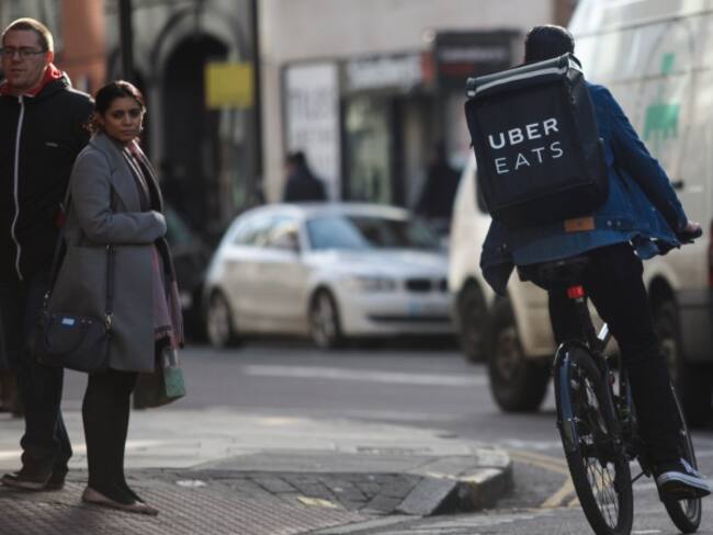 Uber Eats dará propina a repartidores