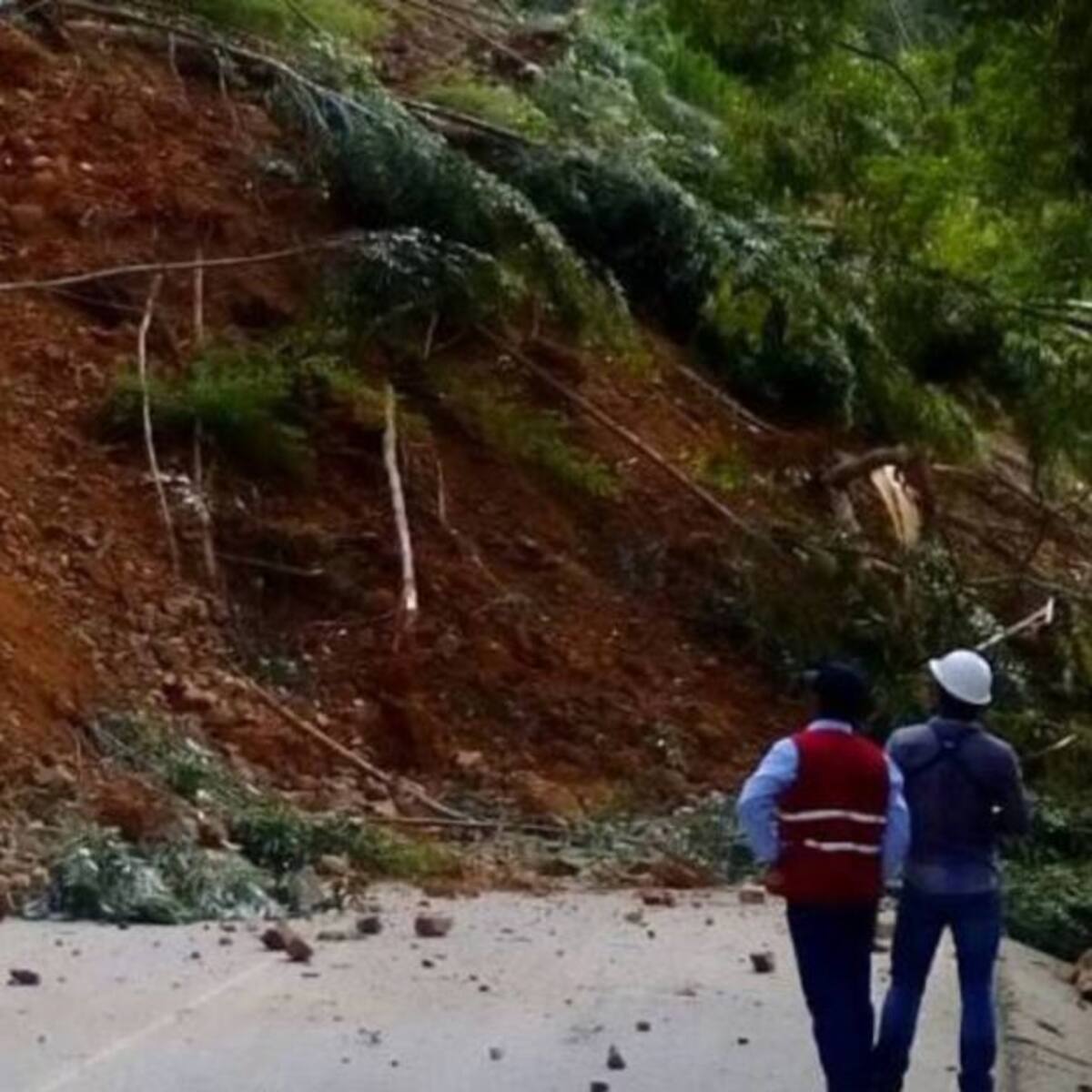 Vía Risaralda - Chocó en alerta por deslizamientos de tierra