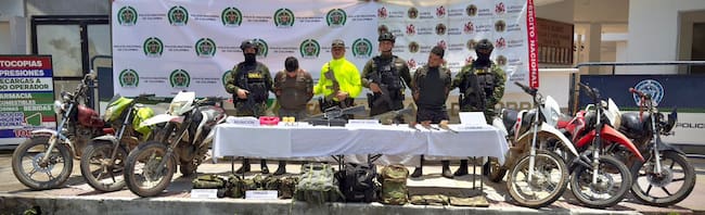 Gaula Militar capturó a dos presuntos integrantes de ‘Los Pachenca’ en Santander. (Foto: cortesía Gaula Militar)