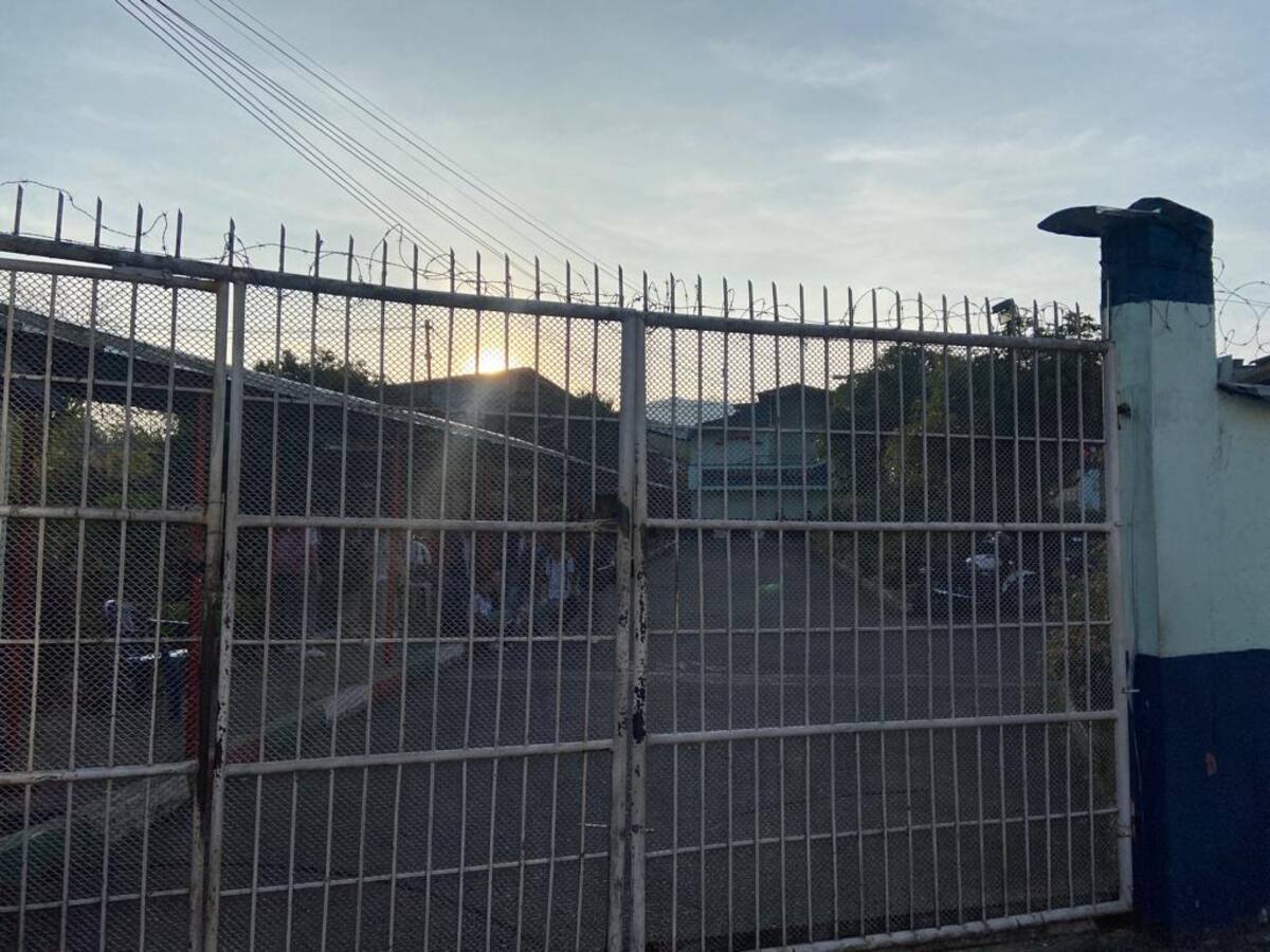 Padres de familia denuncian que el colegio Pablo Sexto no activó ninguna ruta de atención