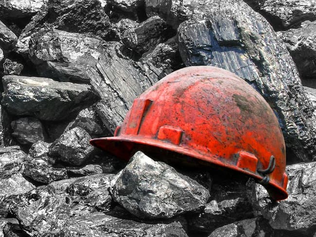 Derrumbe en una mina en Neira, Caldas, dejó al menos 12 mineros atrapados.