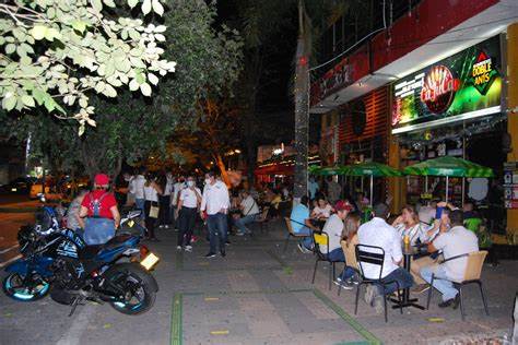 No resisten más los sitios comerciales que se han apropiado del espacio público.