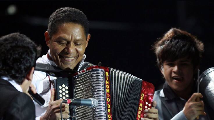 Israel Romero, 65 años de edad y 45 de carrera musical