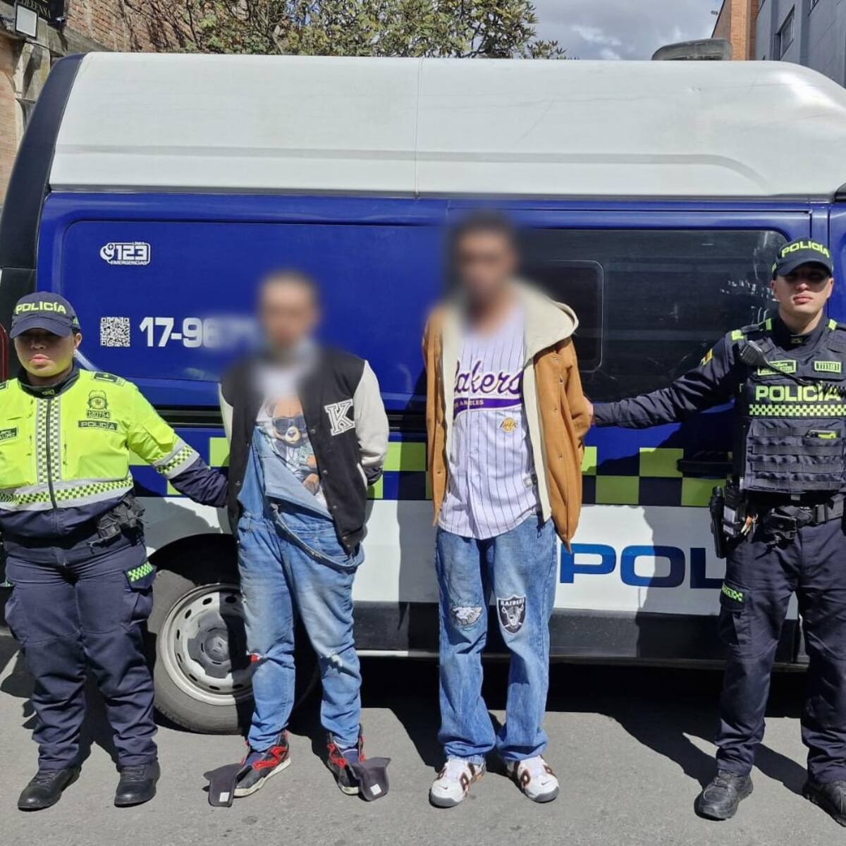 A la cárcel dos hombres que robaban celulares de manera violenta en buses del SITP