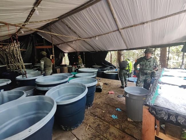 Desmantelan laboratorio de Cocaina en el Valle del Guamuez, Putumayo.