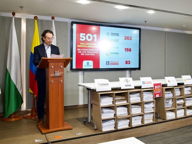 Auditoría forense presentada por Federico Gutiérrez- foto alcaldía de Medellín