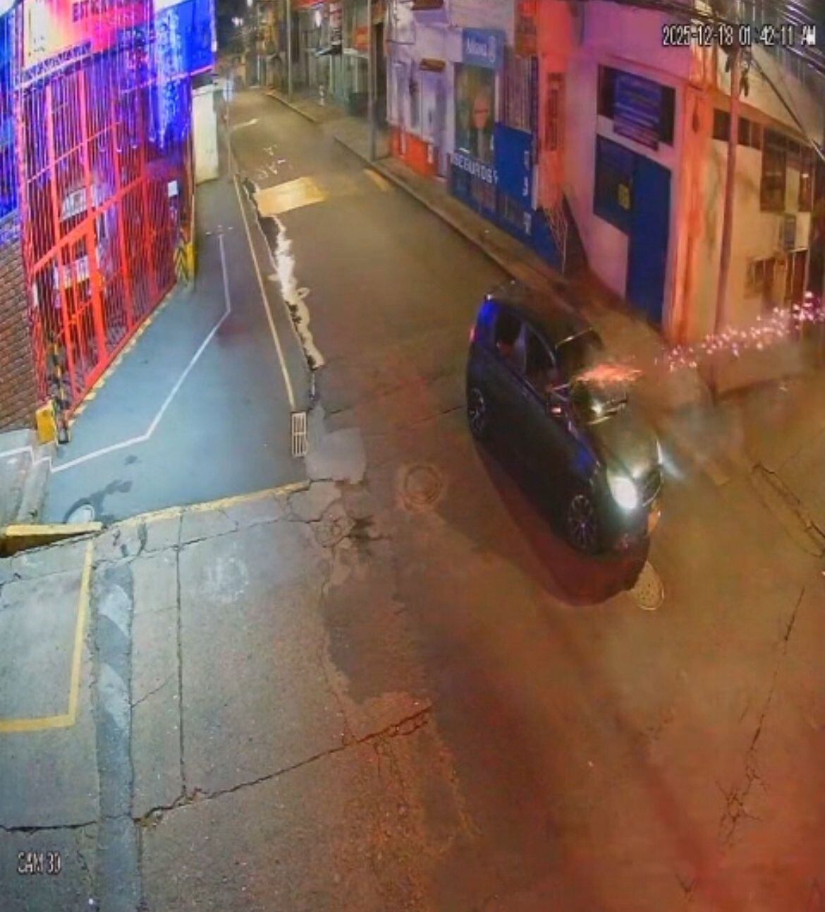 Bomberos de Cundinamarca rechazaron manipulación de pólvora desde un carro en Fusagasugá.