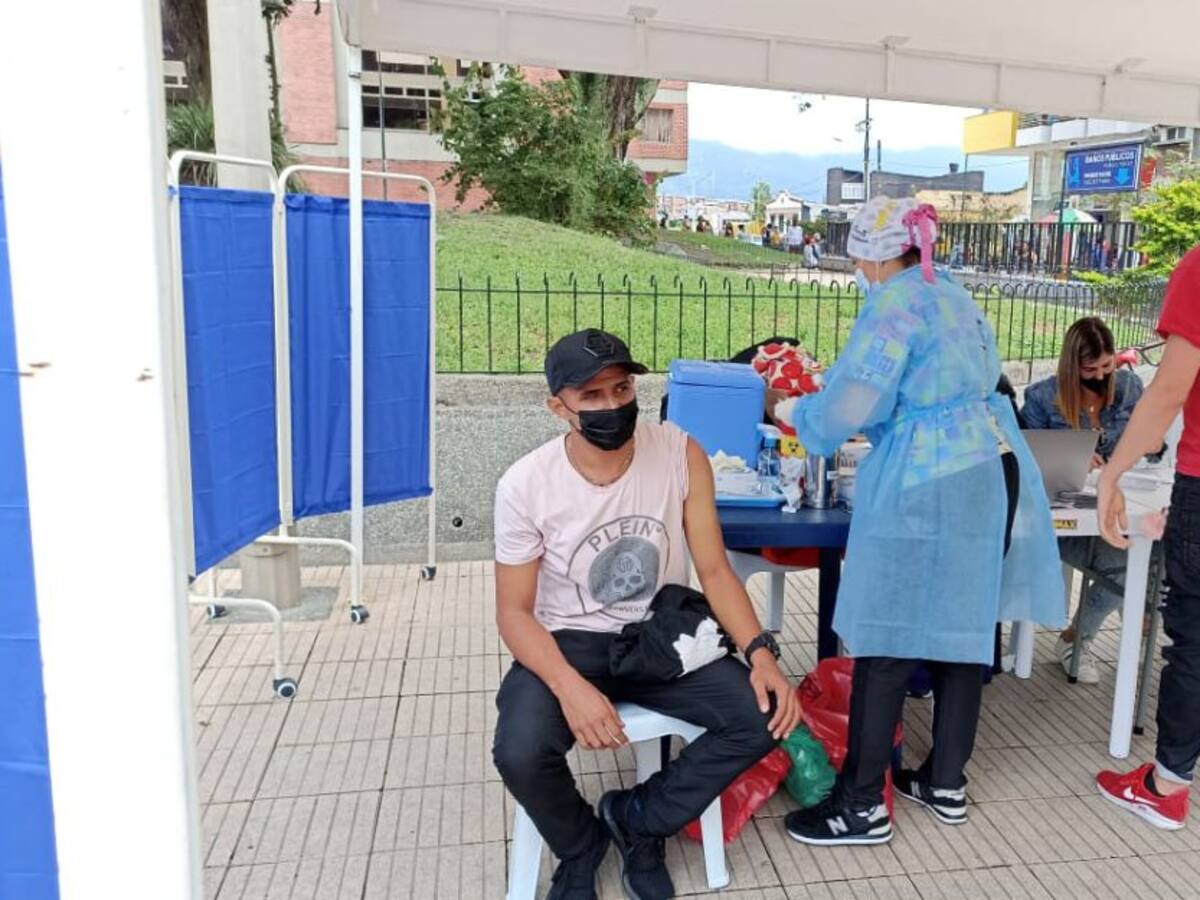 110.000 Vacunas contra el COVID-19 vencerán en el mes de julio en Quindío