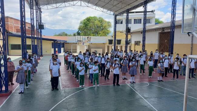 Cerca del 85% de los docentes del departamento, están preparados para el inicio a clases presenciales.