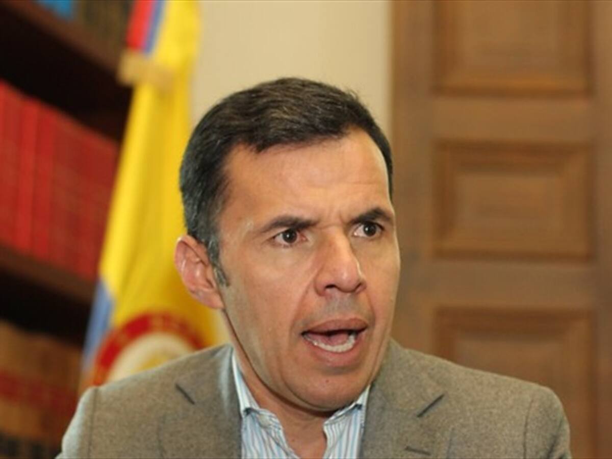Gobierno no es responsable por falta de tarjetones en mesas electorales: Guillermo Rivera
