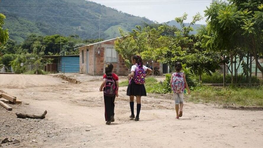 El Consejo Noruego para los Refugiados (NRC) indicó que en la región de El Catatumbo en Colombia se suspendieron las clases en 80 escuelas en el primer semestre de 2018. Foto: Agencia Anadolu