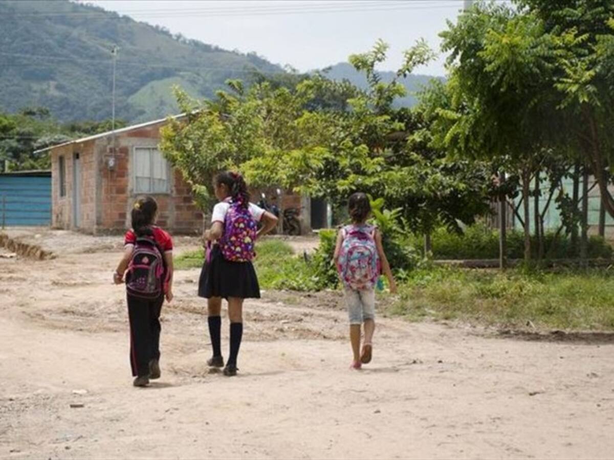 En 2024 se presentaron 453 casos de niños y adolescentes indígenas víctimas de reclutamiento: Unicef