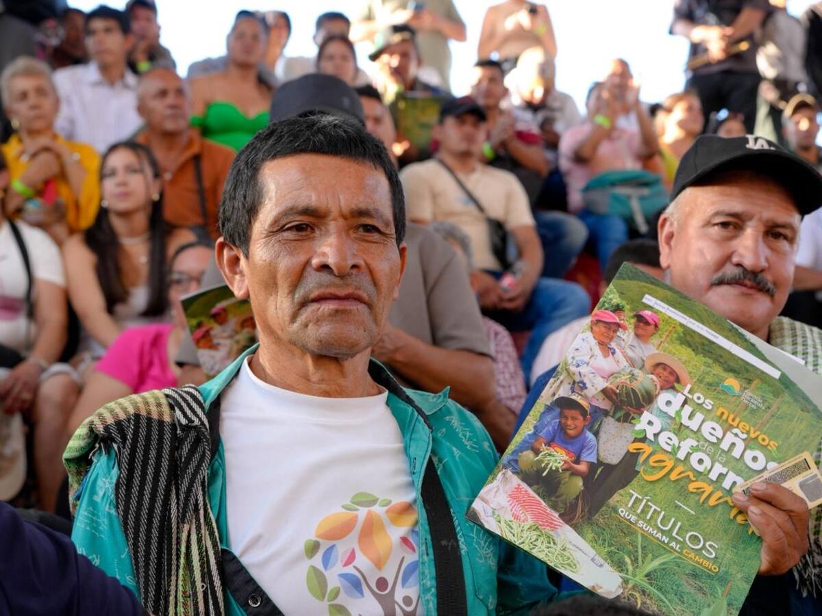 La lucha campesina es victoriosa: Gobierno Petro formalizó la entrega de 82.575 hectáreas en Tolima