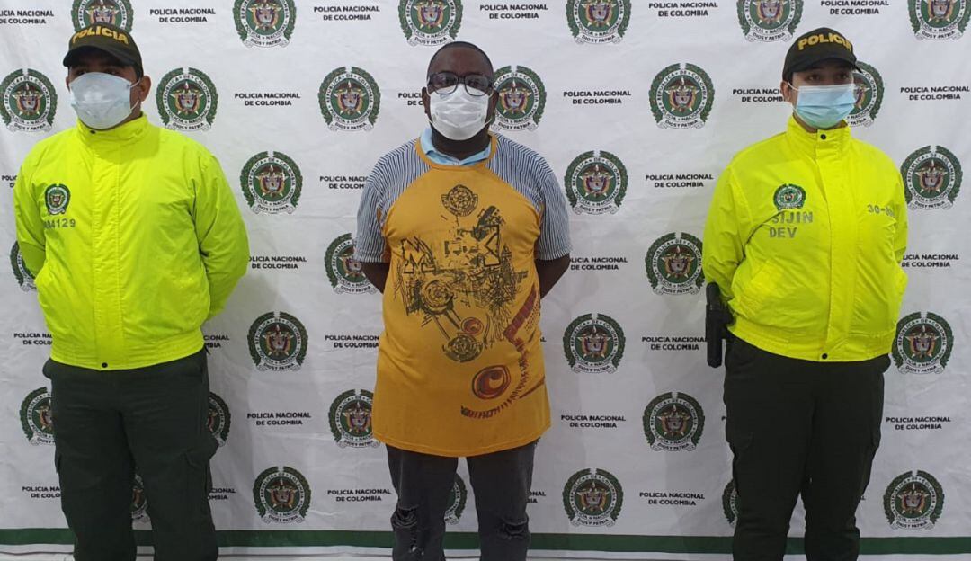 La detención se hizo efectiva en vía pública, a la altura de la Troncal del Caribe con calle 51 del municipio de Arjona.
