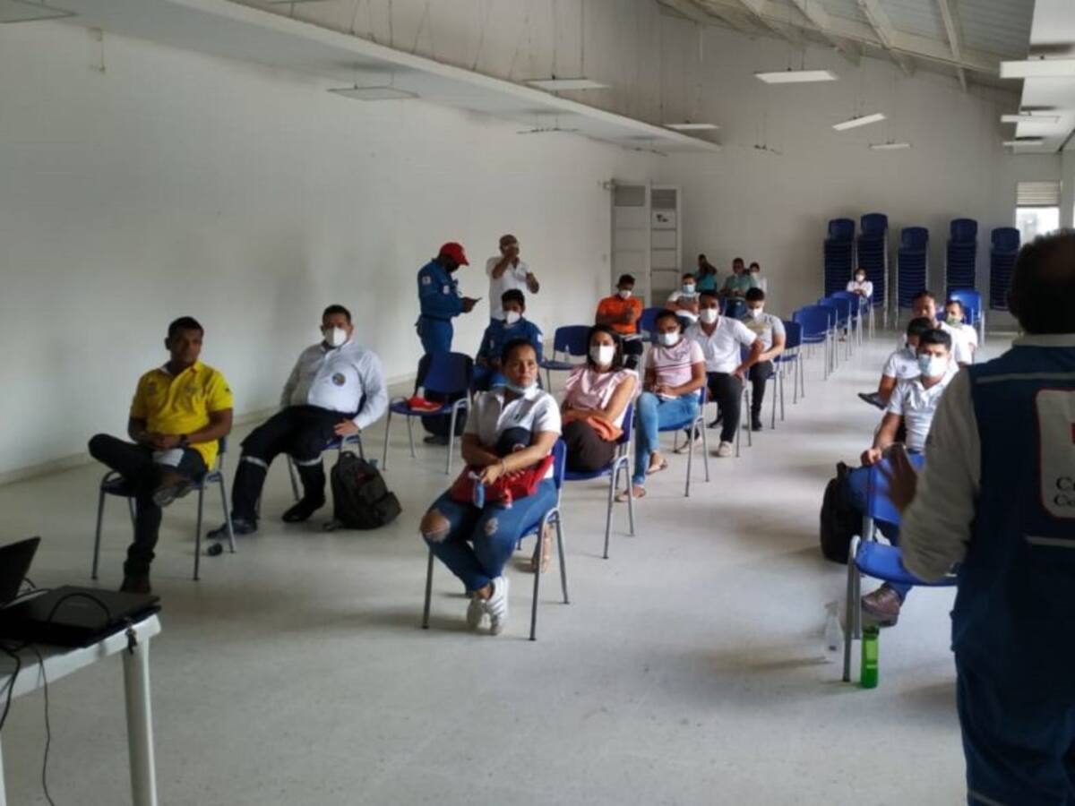 Restringen circulación en zona afectada por erosión en Tacamocho, Bolívar