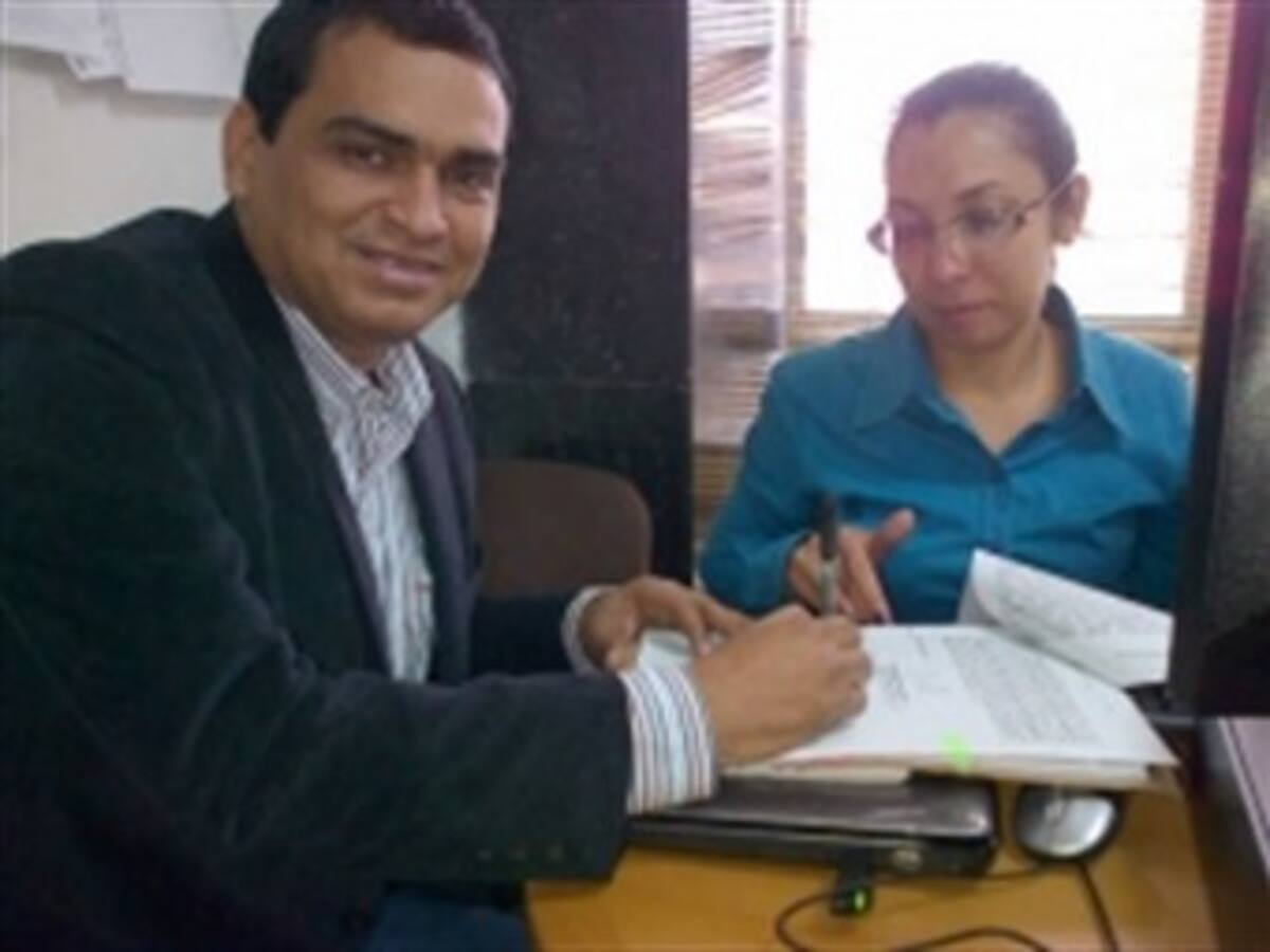 Reintegran alcalde de El Carmen de Bolívar a su cargo