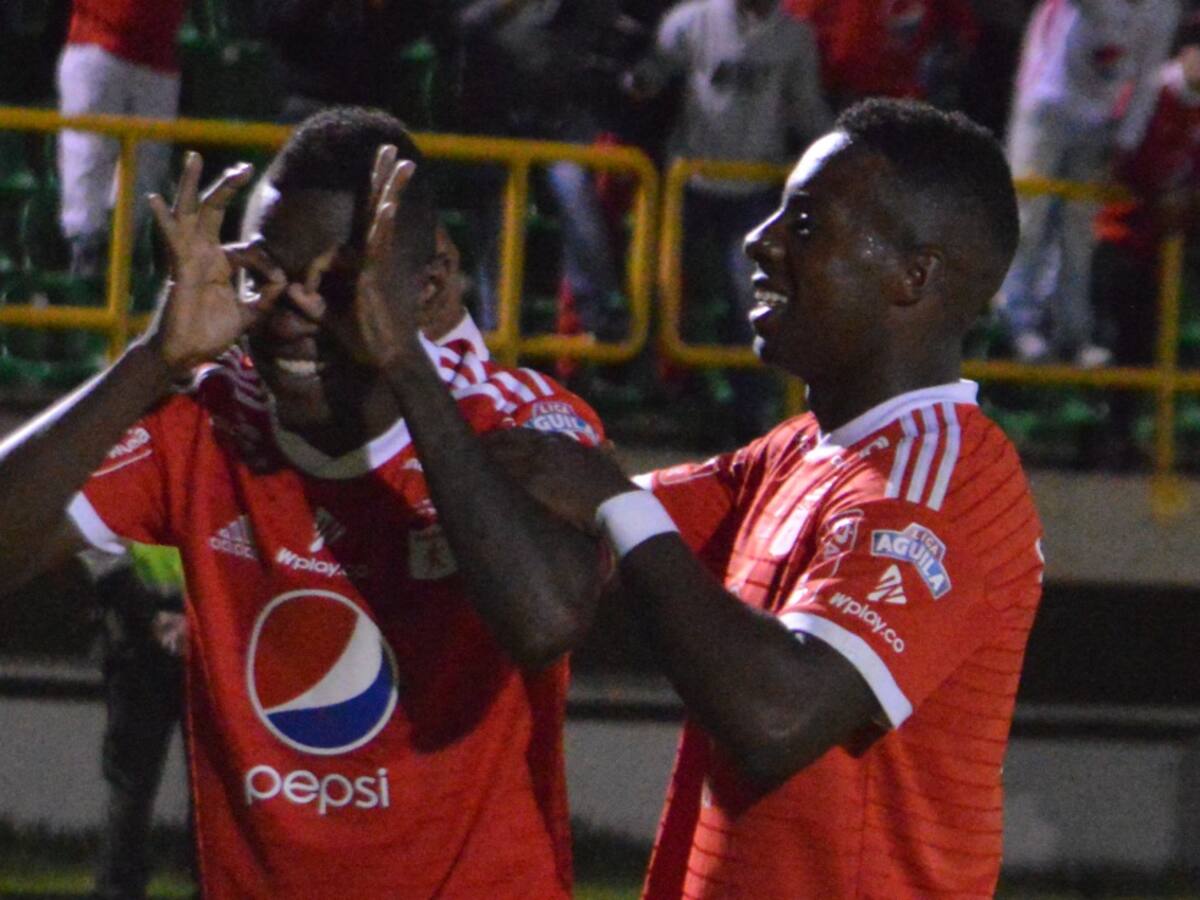 Umbro es el nuevo patrocinador del América