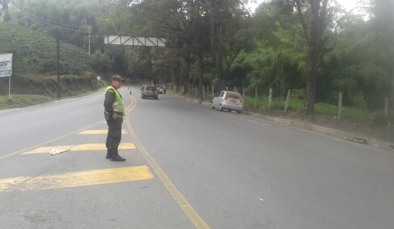 Según la policía diariamente se reportan 7.000 vehículos por las vías del Quindío