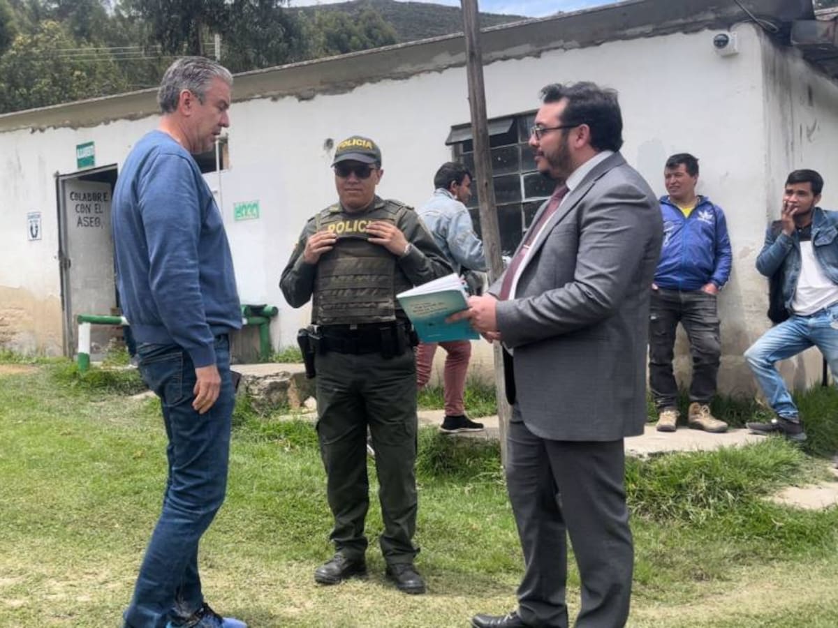 Denuncian operación ilegal de dos minas en Corrales (Boyacá)