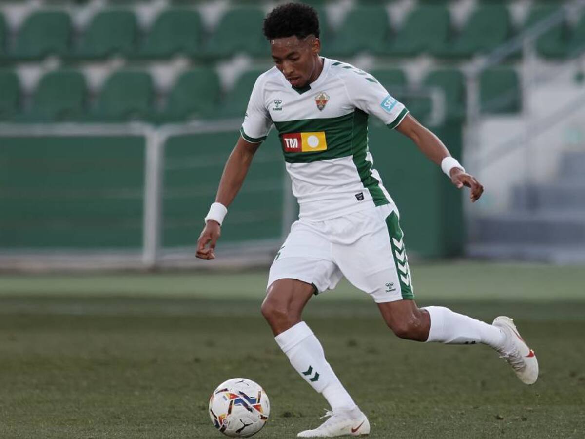 Johan Mojica: “Vine al Elche para tener constancia en la Selección”