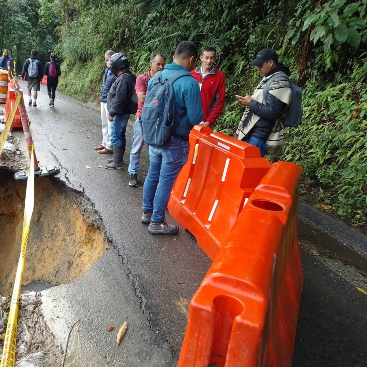 ¿Cuántos empleos están en riesgo por el cierre de Salento hacia Valle de Cocora?