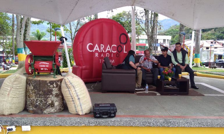 Andrés Campuzano alcalde de Génova y Lusi Fernando Franco historiador