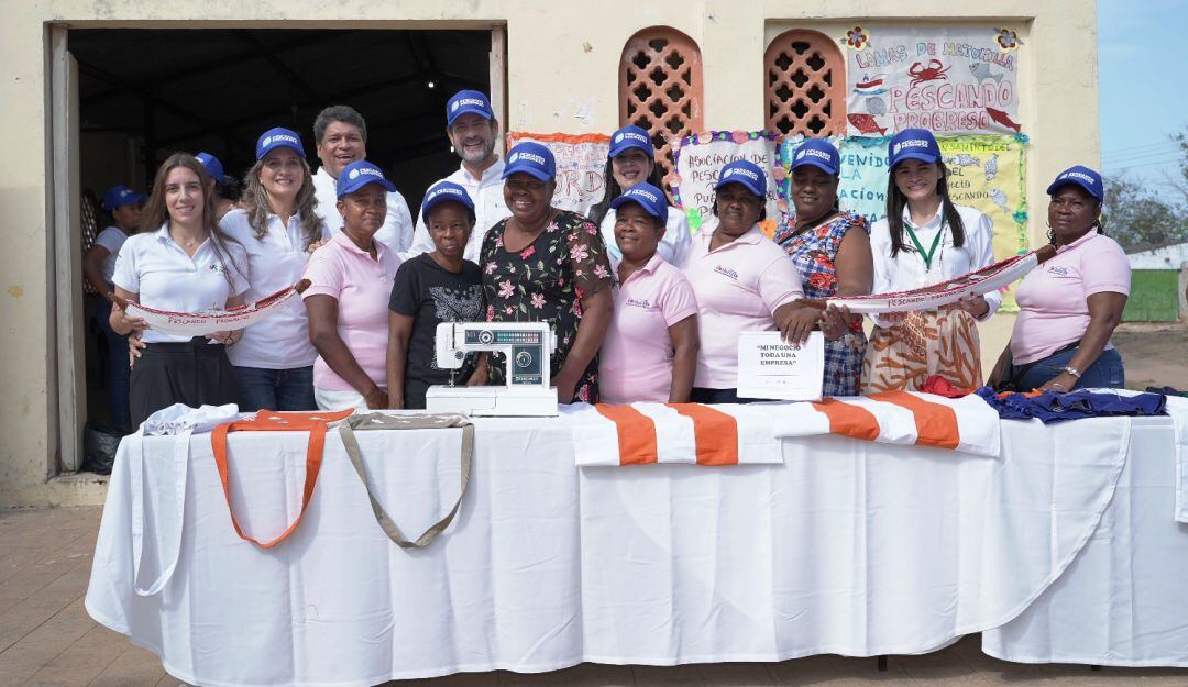 Ponen en marcha el proyecto Pescando Progreso, para fortalecer la productividad de pescadores y modistas de Puerto Badel y Lomas de Matunilla