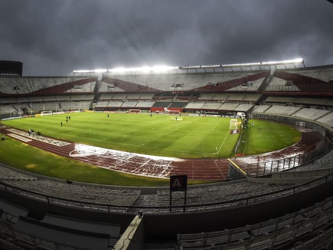 Por coronavirus se suspende el último campeonato de fútbol en Suramérica​