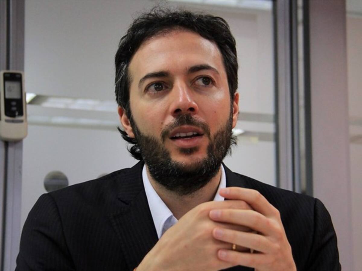 Daniel Quintero hace un llamado a la responsabilidad a Álvaro Uribe