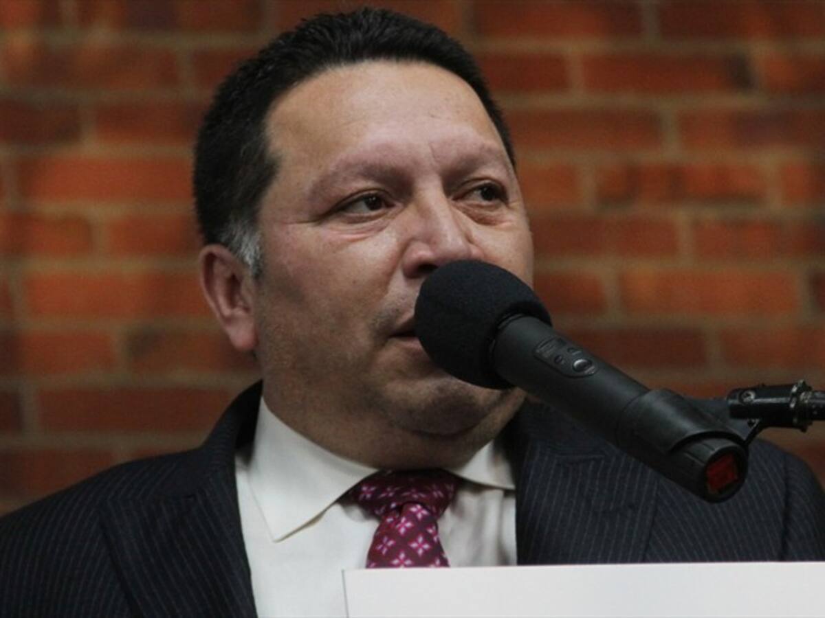 "Secretario quería adelantar vacaciones de los estudiantes, afectando calendario escolar"