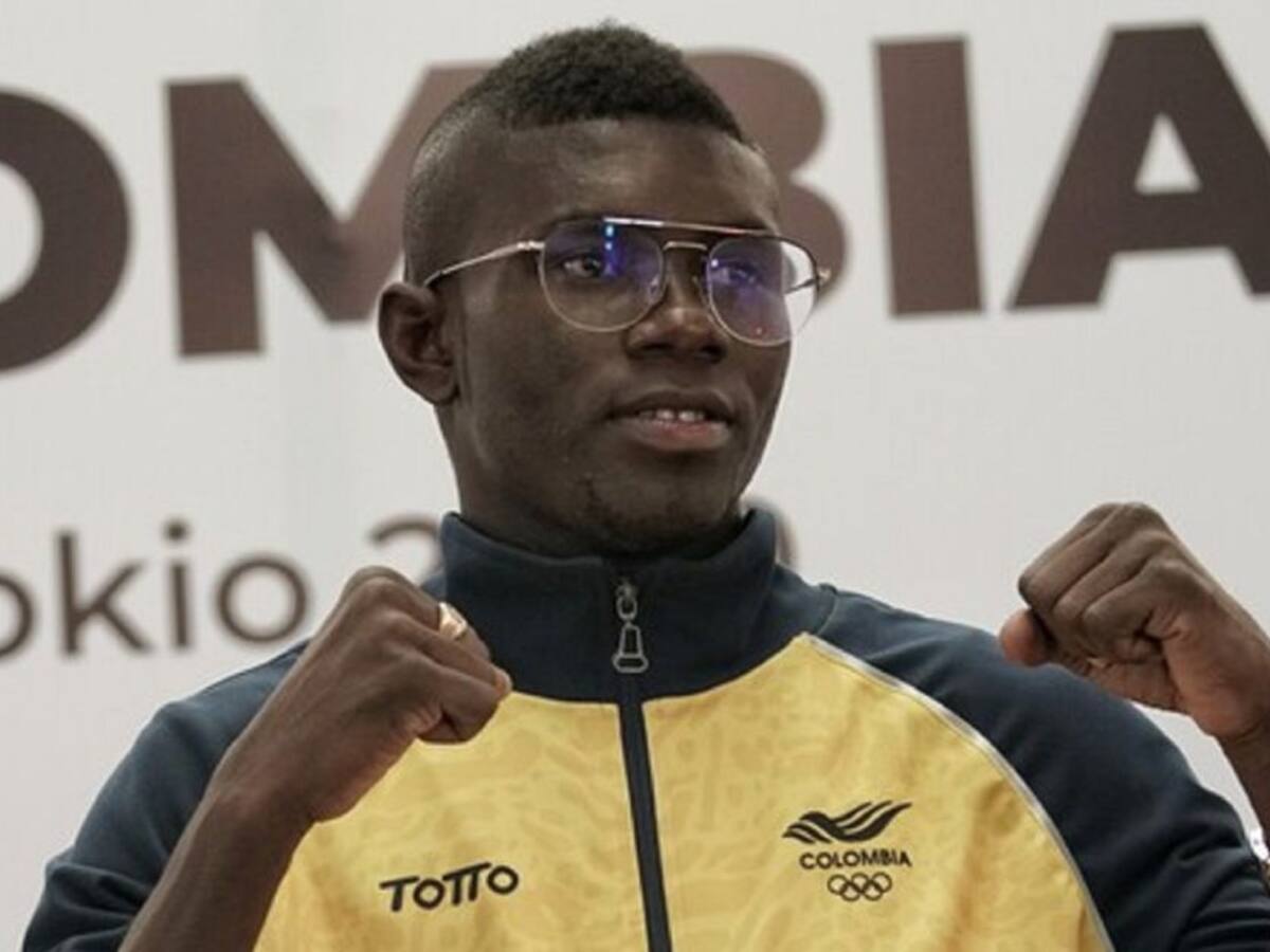 Yuberjen Martínez se estrenó con contundente victoria en el profesionalismo