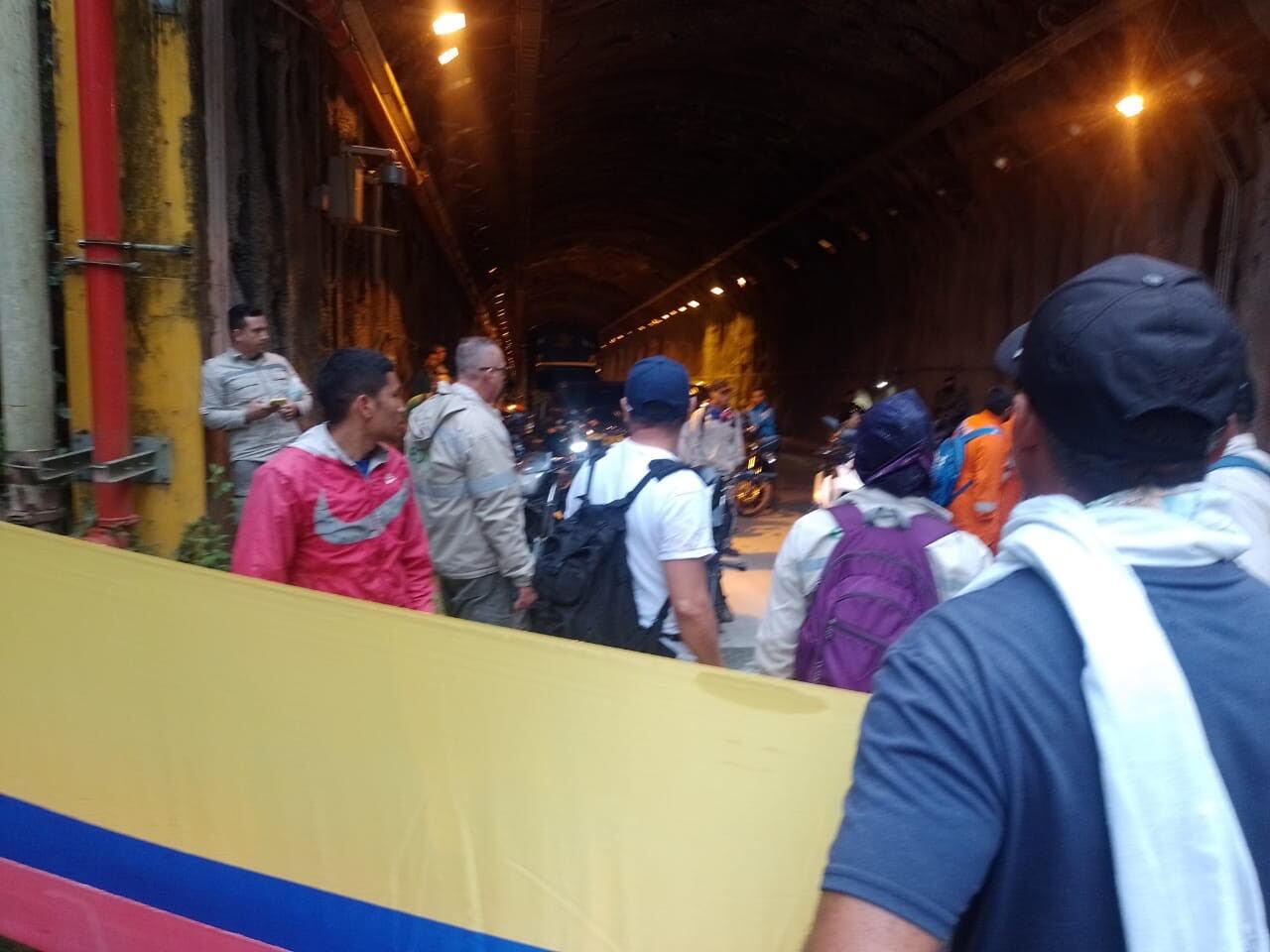 Bloqueo en el túnel de acceso a Hidroituango en jurisdicción de Toledo, Antioquia. Foto: cortesía Soy de Ituango.