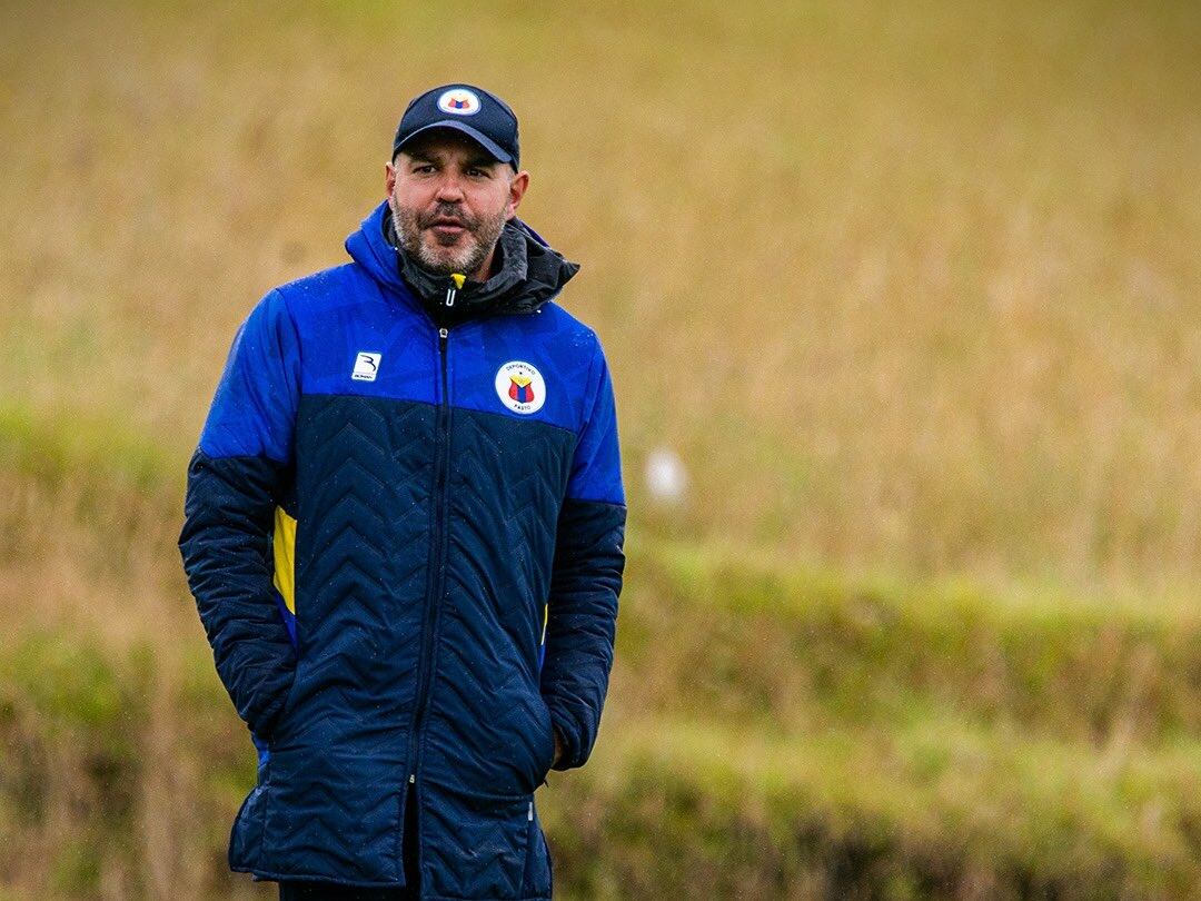 Jonathan Risueño, DT del Deportivo Pasto / Twitter: @deporpasto.