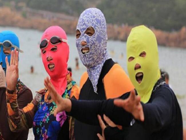 La nueva moda llamada #Facekini que se está tomando las playas de China