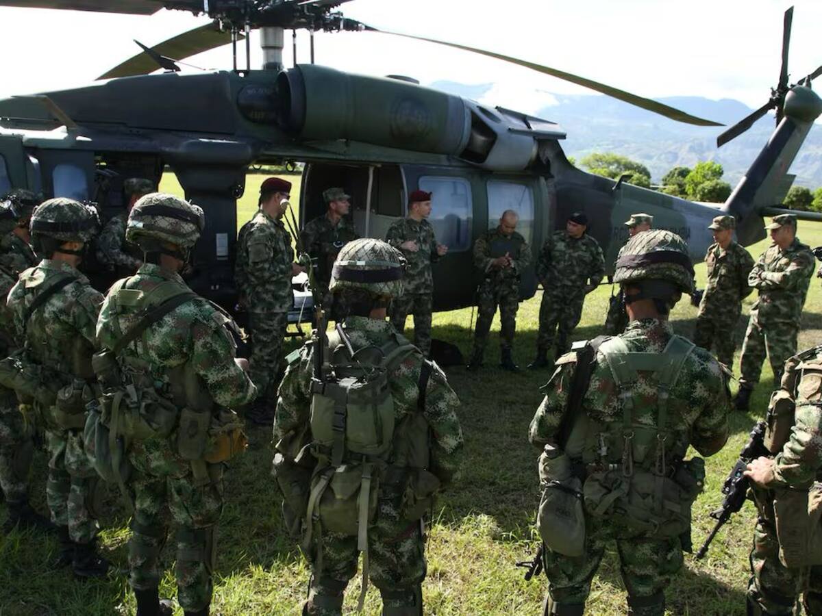 Justicia Penal Militar abrió indagación por bombardeo contra disidencias de Iván Mordisco en Guaviare