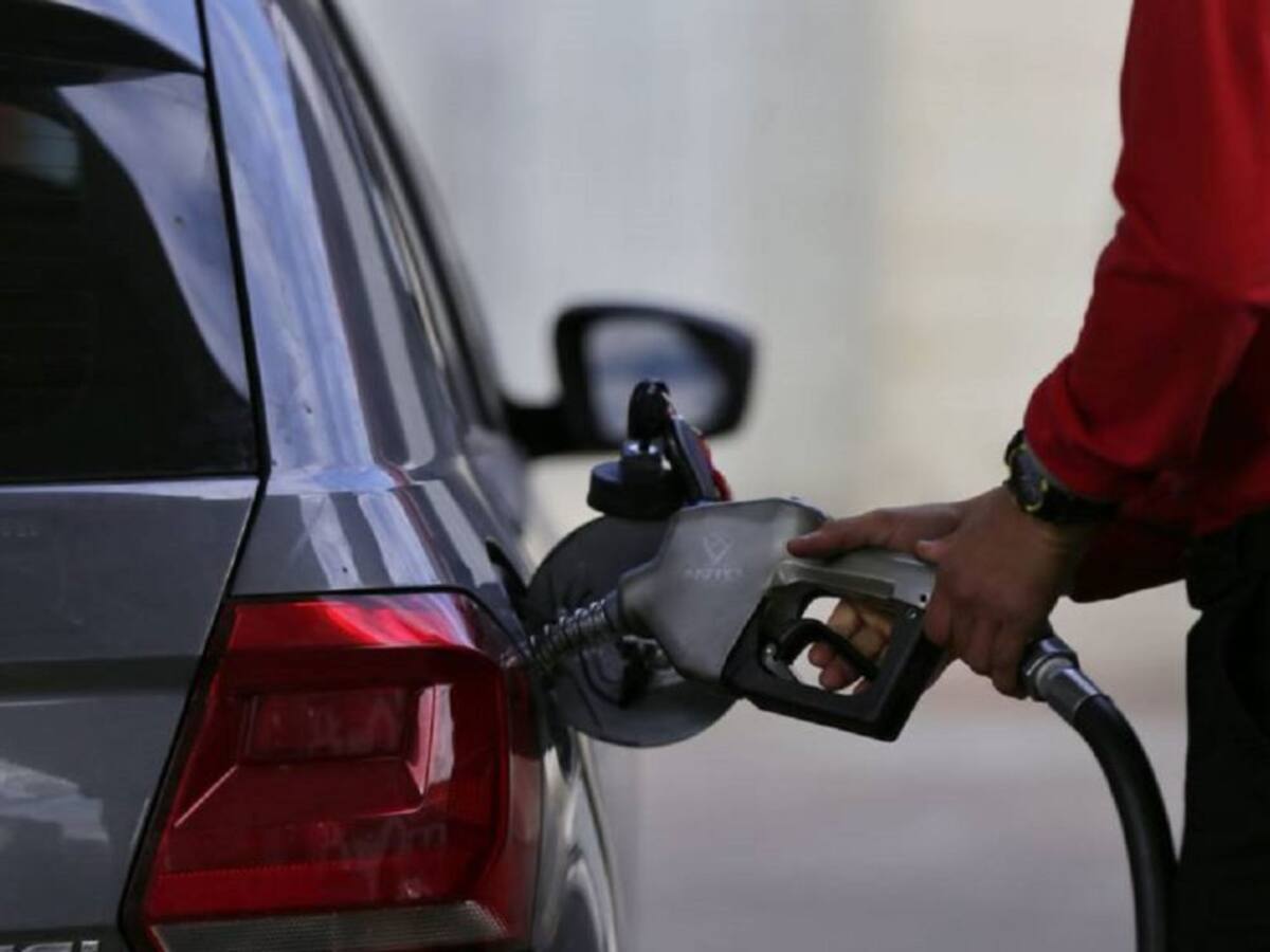 Incremento de 600 pesos en la gasolina para el cierre de este año