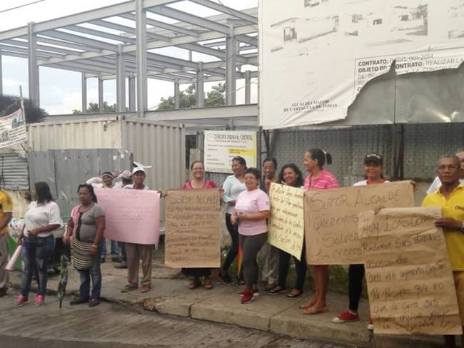 Protesta por centro de salud abandonado hace casi dos años en Cartagena