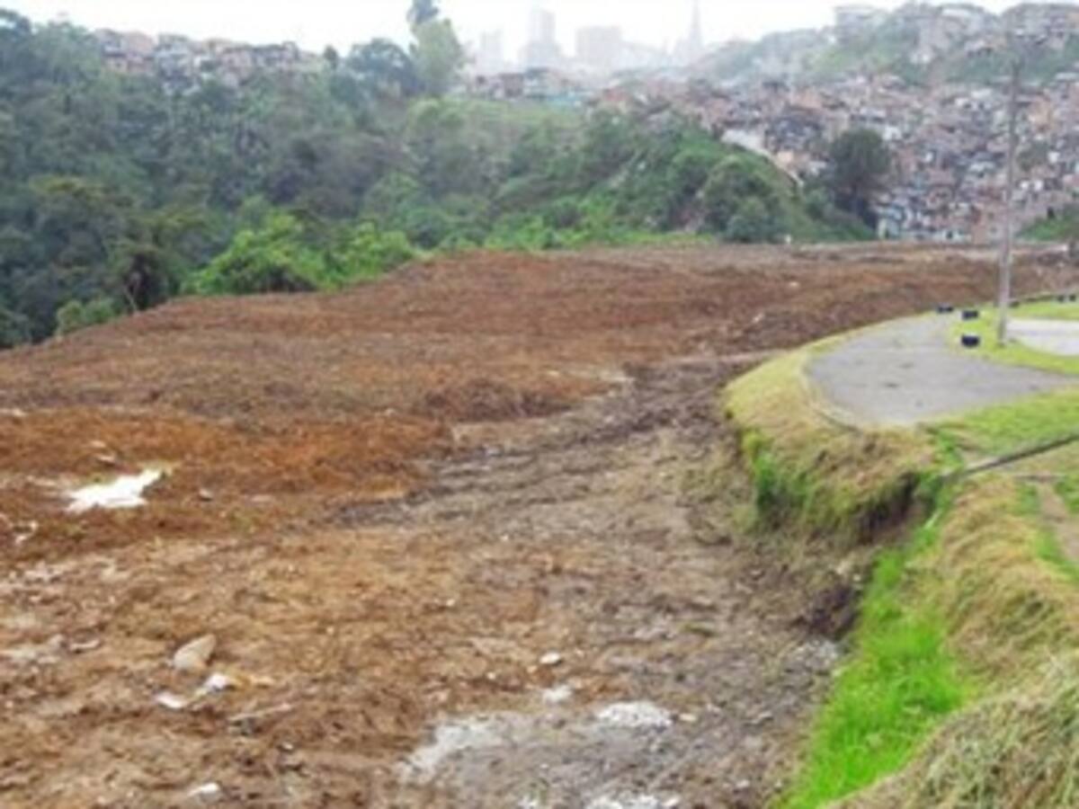 Más de 130 familias damnificadas por temporada invernal en Manizales