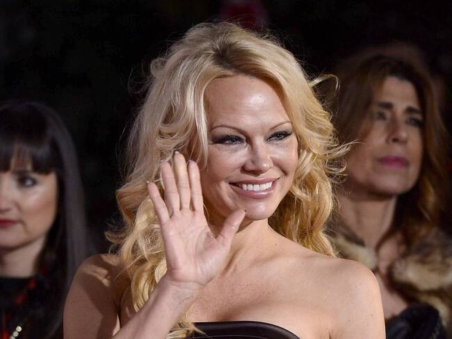 Pamela Anderson Cumple 52 años