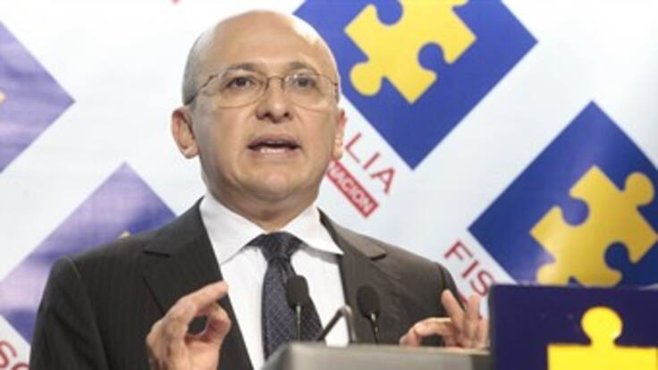 Sólo deberían ser juzgados los máximos responsables de violaciones a los derechos humanos: Fiscal General