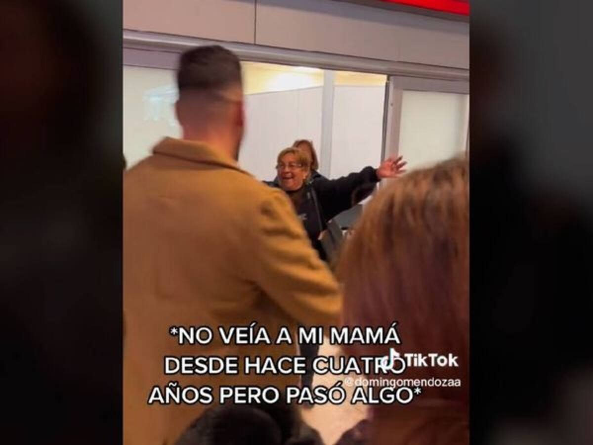 En Video | Madre se confunde de hijo en el aeropuerto y abraza a un desconocido