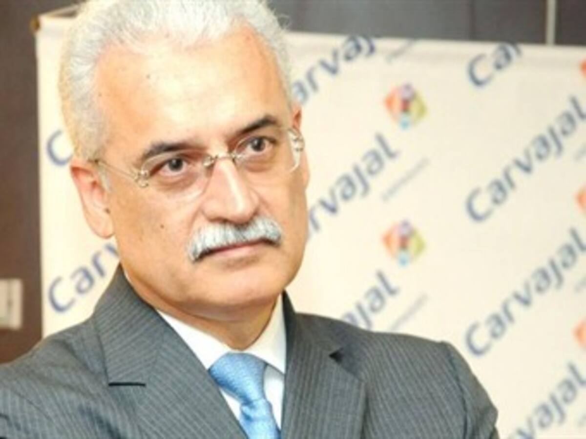 Bernardo Quintero Balcázar ,nuevo presidente de organización Carvajal